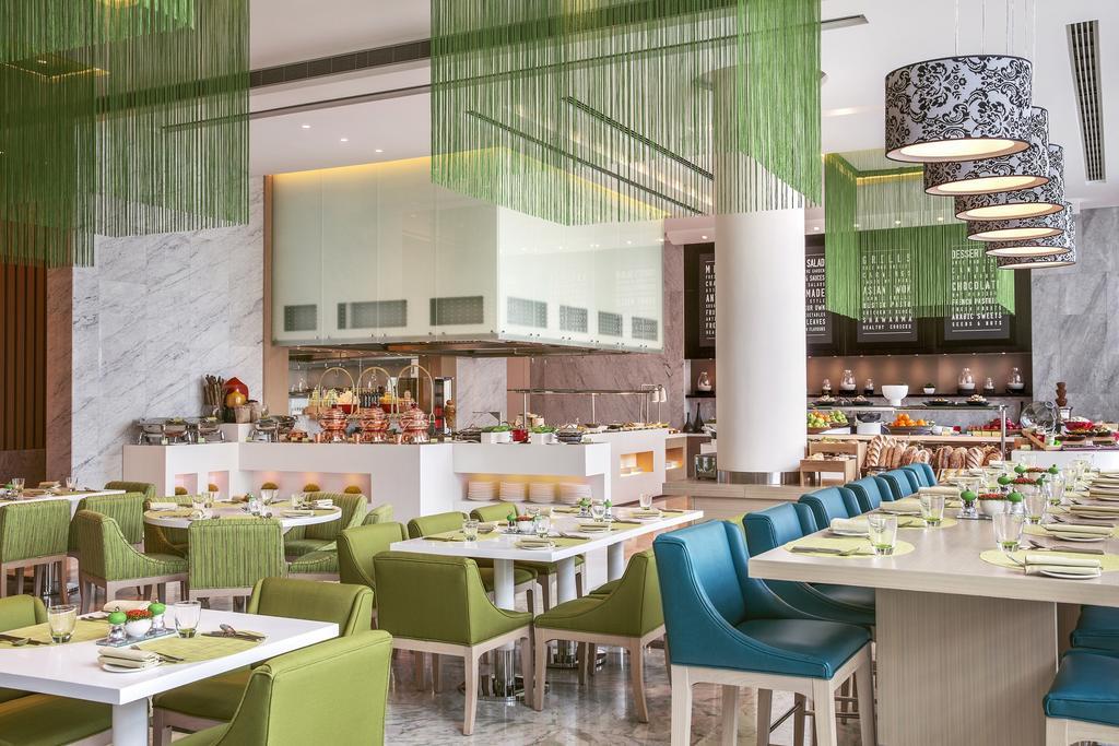 Downtown Rotana Manama Exterior foto The restaurant