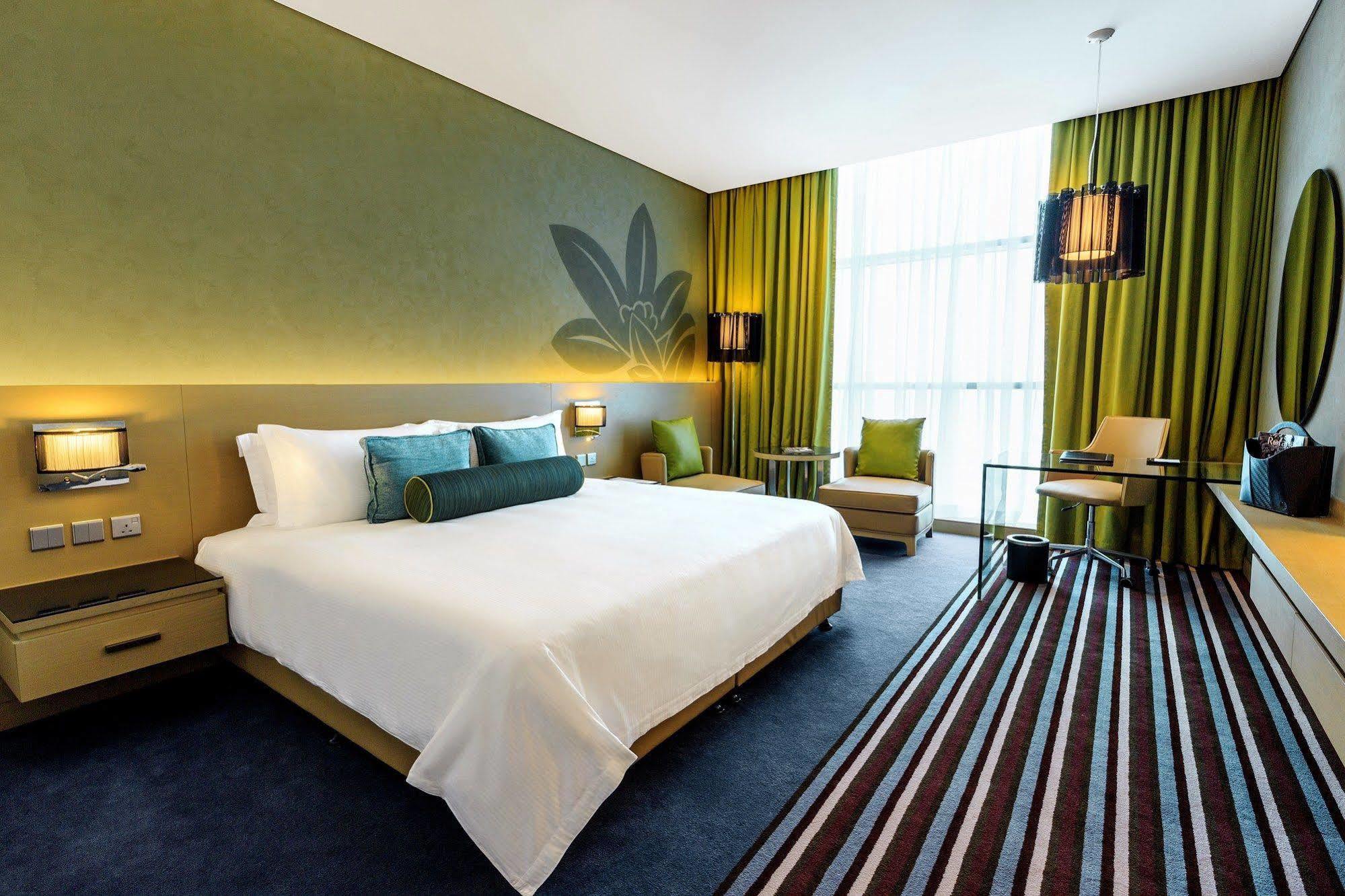 Downtown Rotana Manama Exterior foto Deluxe Room